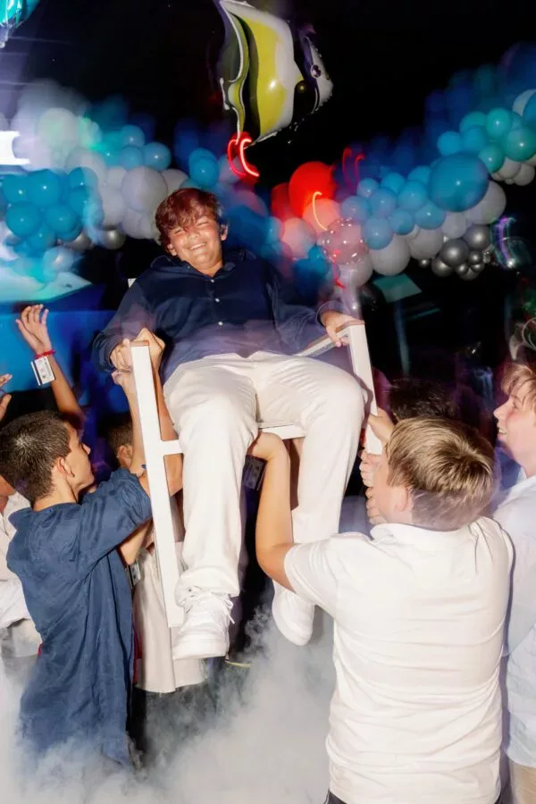 About Fundimension USA 1 Barbat mitzvah