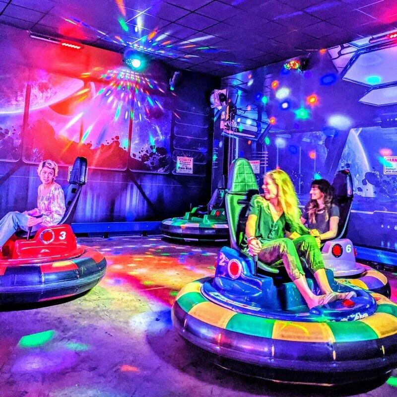 ATTRACTIONS 2 Bumper Cars Pic