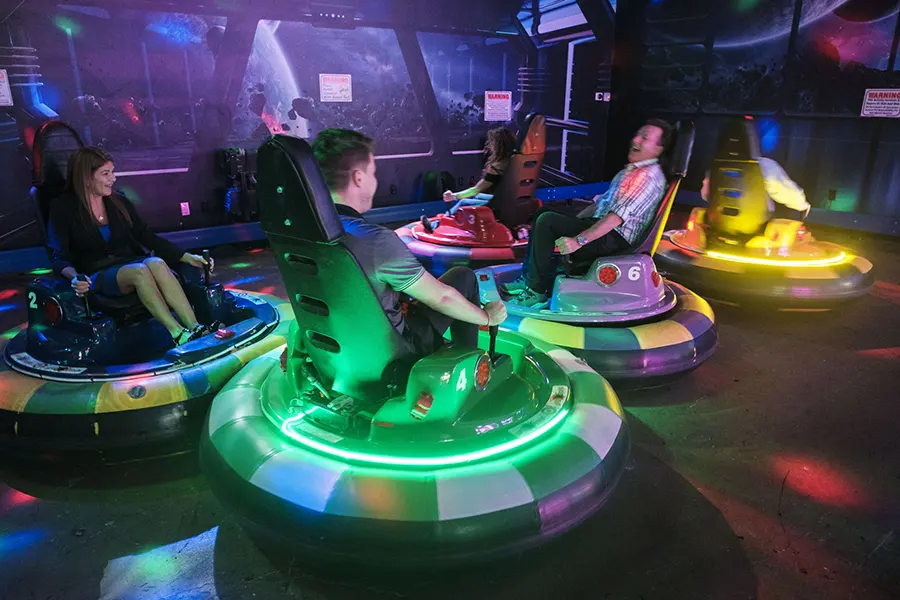 VIRTUAL REALITY 15 Bumper Cars