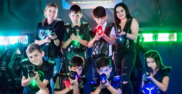 DUCKPIN BOWLING 8 Laser Tag