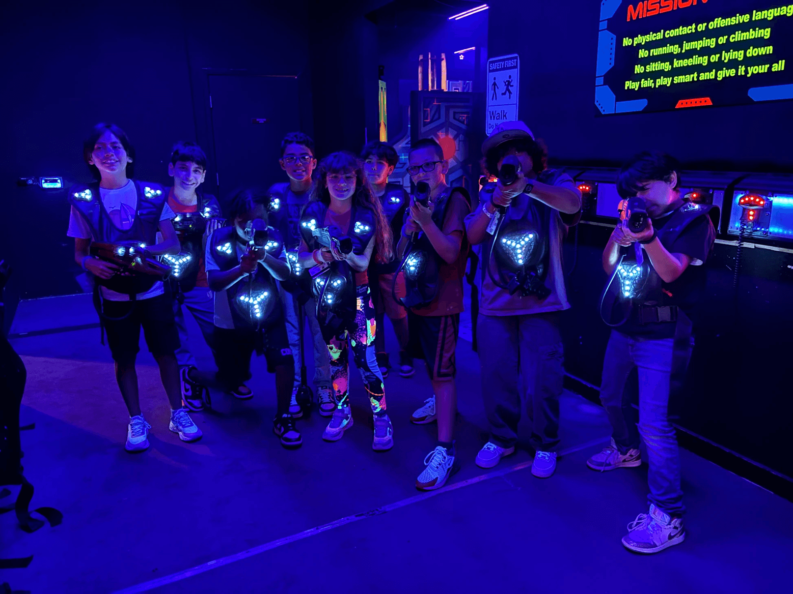 VIRTUAL REALITY 22 Laser Tag